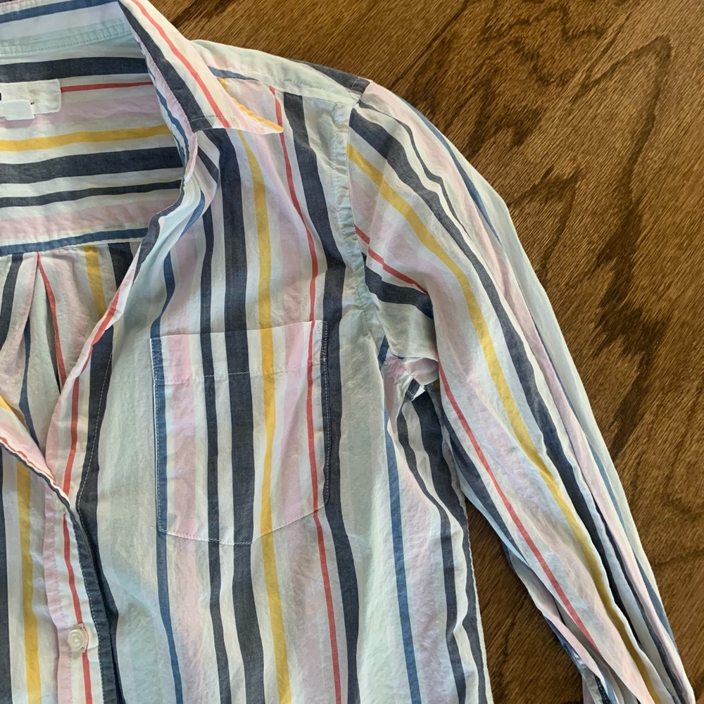 Gap Perfect Button Down Striped Shirt